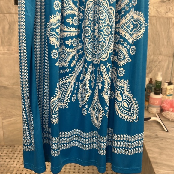 Blue n white strapless summer dress - Picture 6 of 7